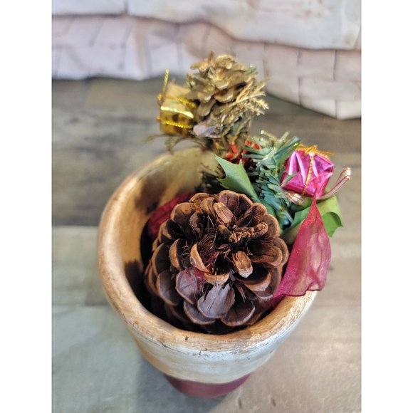 Wooden stocking boot pine cone present wreath xmas decor - Picture 5 of 8